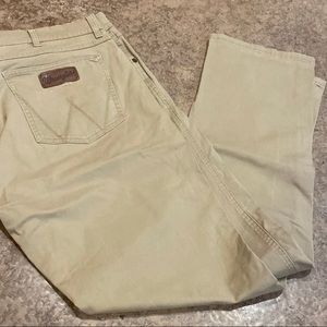 Wrangler khaki 36